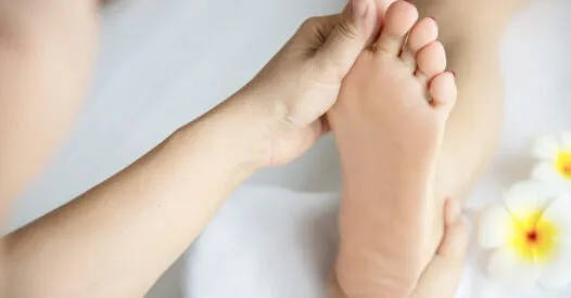 Joanete pode aparecer do nada? Saiba por quê